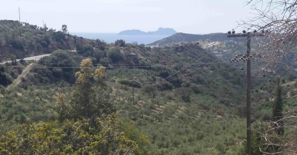 LAND PLOT 34 ACRES WITH AN OLD TRADITIONAL HOUSE FOR SALE IN AGIA GALINI