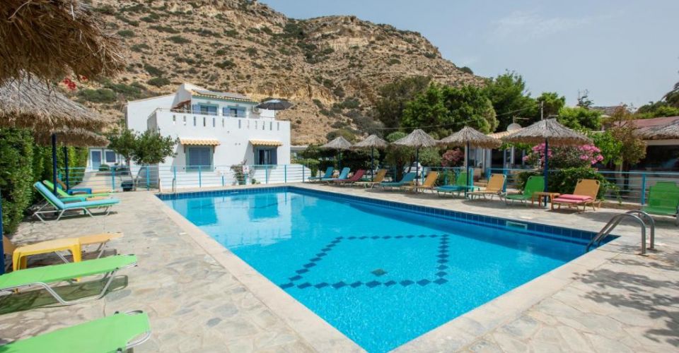 HOTEL MET 19 KAMERS TE KOOP IN MATALA