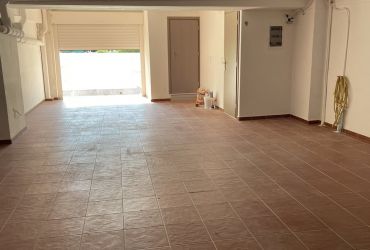 STORE 45 m² FOR RENT IN MIRES